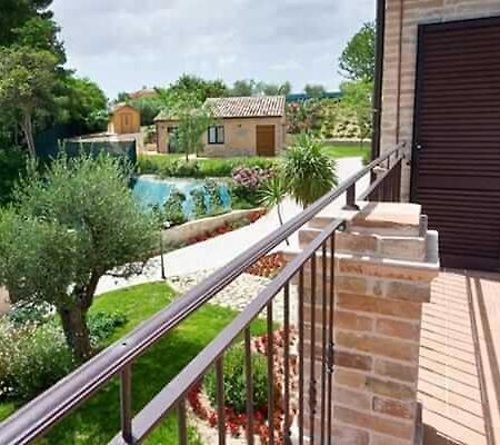 דירות Monsampietro Morico La Collina מראה חיצוני תמונה