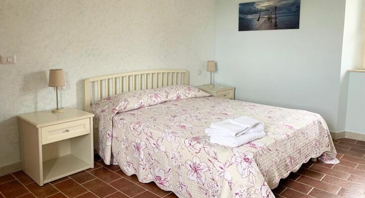 דירות Monsampietro Morico La Collina חדר תמונה